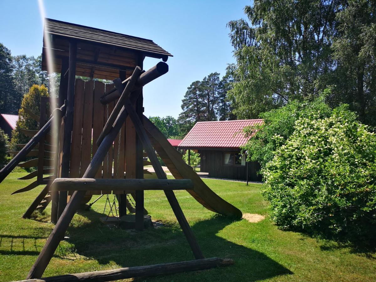 Hotel Viesu Nams Vecmuiza Tūja Exterior foto